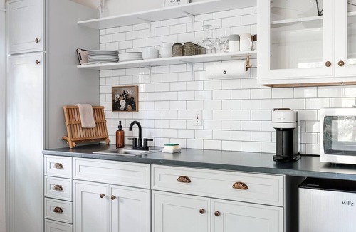 Lake Lure Cottage | The Little Black Cottage—Stylish, Hot Tub, FirePit!