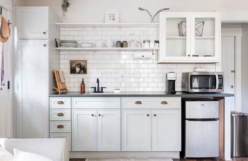 Lake Lure Cottage | The Little Black Cottage—Stylish, Hot Tub, FirePit!