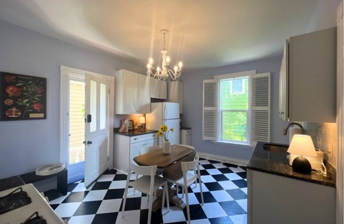 Cincinnati House | The Little Yellow House - Hyde Park and O’Bryonville Walkability