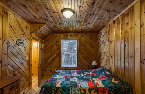 Allons Cabin | The Lodge-Cab.16 at MC Marina on Dale Hollow Lake near Standing Stone State Park