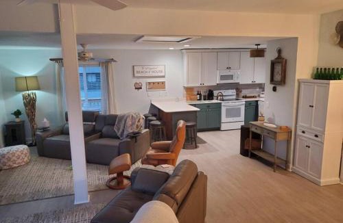 Avon House | The Lost Loggerhead- OBX Ocean view Beach House
