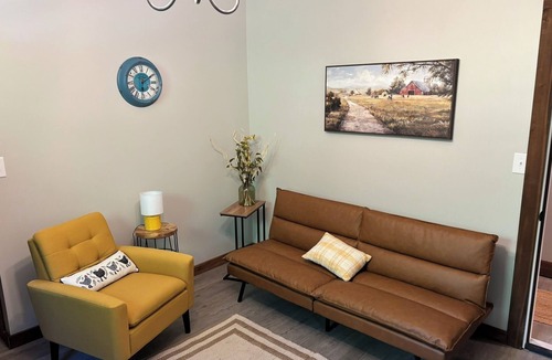 Madison Apartment | The Madison Inn, Historic woodside view suite 205, Historic woodside view suite 205