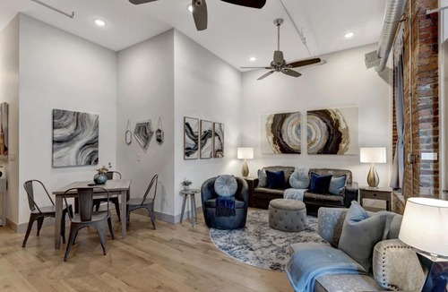 Downtown Nashville Apartment | The Majestic Lofts