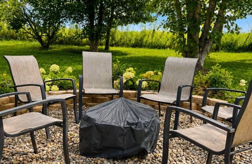 East Bernstadt Cottage | The Mountain Laurel Cottage Near Wildcat ATV Park.