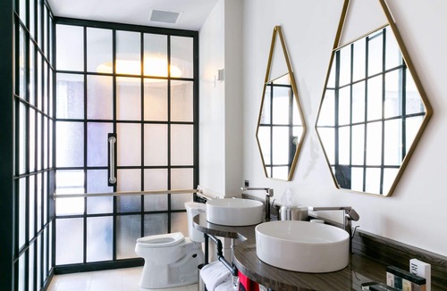 Downtown Nashville Hotel | The Nash