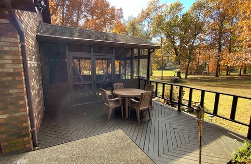Vine Grove House | The Oak on Cash Court