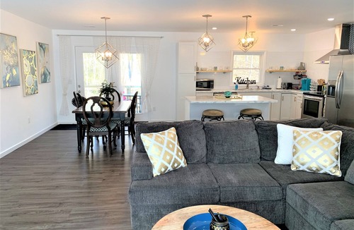 Cookeville House | The Oasis-by Downtown, I-40 & Lake. Wooded view
