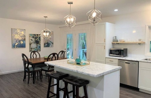 Cookeville House | The Oasis-by Downtown, I-40 & Lake. Wooded view
