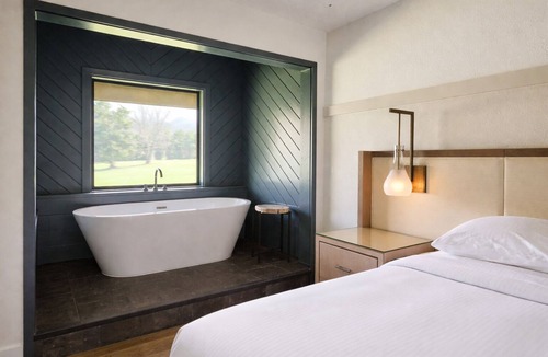 Townsend Hotel | The Parkman - Great Smoky Mountains