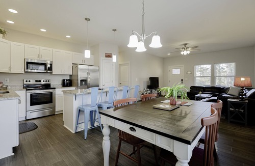 Chapin House | The Red Rooster of Chapin