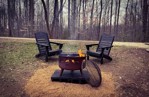 Wellington Cabin | The Retreat | Couples Cabin w/Hot Tub