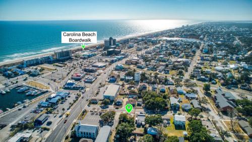 North Carolina Coast House | “The Sea Shanty" Classic Beach Cottage - Mins to CB Boardwalk and Beach Access