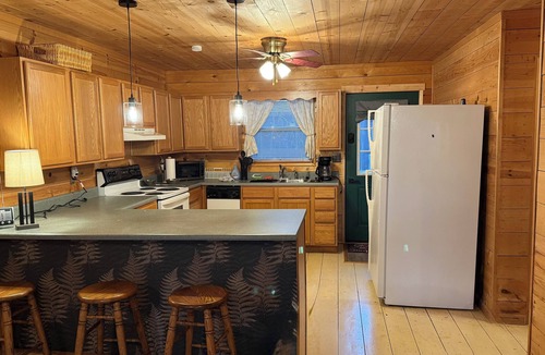 Wellington Cabin | The Shady Lane Hideaway