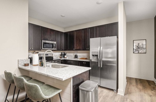 Near Northside House | The Still & The Flow - Indy 6B/6B Wellness Retreat