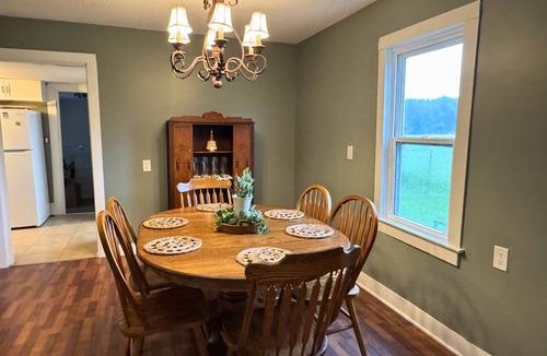 Elizabethtown House | The Traveler's Cottage - 15 minutes to sports park, downtown and Bourbon Trail