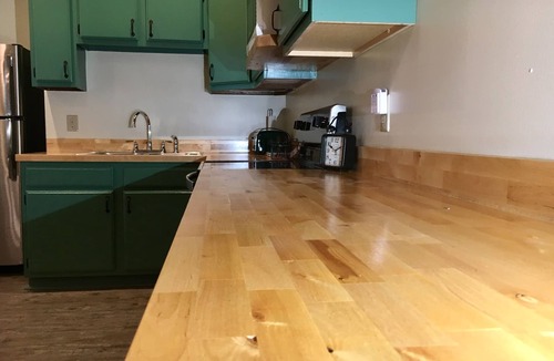 Wilmore Apartment | The Traveler's Loft- Wilmore & Lexington- good for long-term stays