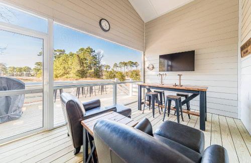 Harbinger House | The Turn at Kilmarlic - Kilmarlic Golf Club, Sits on 10th Tee, Water Park Nearby, YR Flex Stays