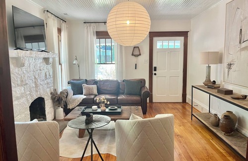 Five Points East House | The Vintage Vibe- Five Points, sleeps 6, pets ok