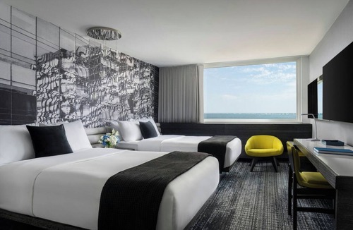 Streeterville Hotel | The Wade