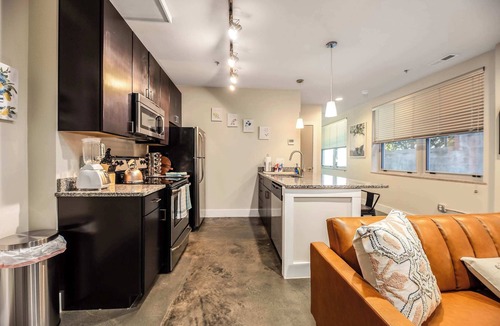 Roanoke Apartment | The West End Flats