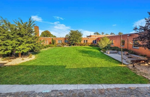 Roanoke Apartment | The West End Flats