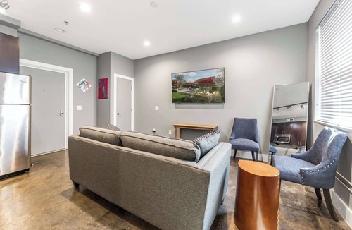 Roanoke Apartment | The West End Flats