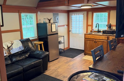 Freeman Cabin | The White Tail