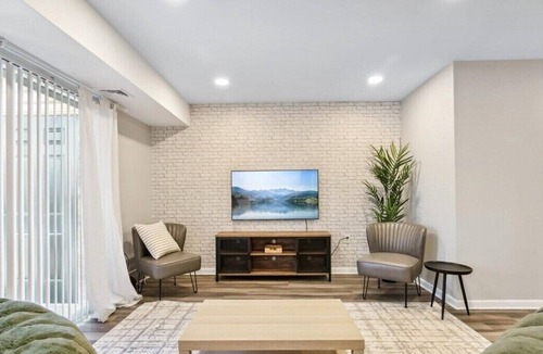 Hampton Apartment | This apartment is a 1 bedroom(s), 1 bathrooms, located in Hampton, VA.