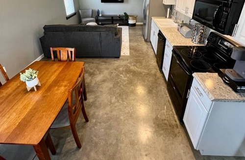 Marion Apartment | This apartment is a 2 bedroom(s), 2 bathrooms, located in Marion, IN.