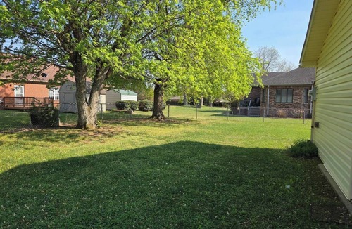 Albertville House | This cozy 3 bed 2 bath house will remind you of a weekend at Grandmother's.