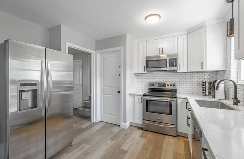 East Brainerd House | This house is a 3 bedroom(s), 1.5 bathrooms, located in Chattanooga, TN.