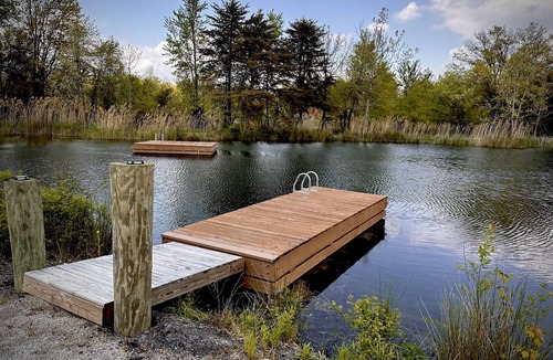 Jasonville Cottage | Three Lakeside Canvas Cottages group campsite at Parakeet Cove