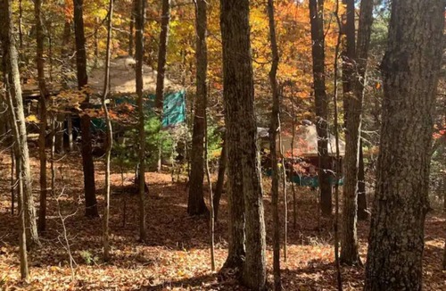 Pilot House | Three-story Blue Ridge Yurt getaway