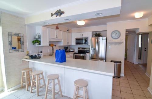 Ocean Drive Apartment | Tidemaster 806