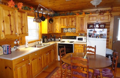 Lynn Cabin | Tim’s Cabin on Melrose Mountain