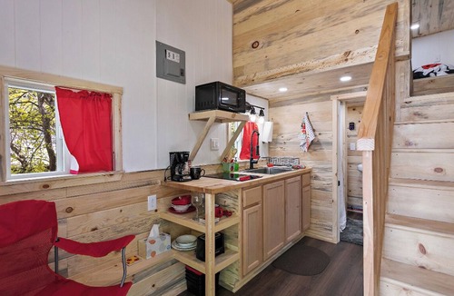 Central Point House | Tiny Living at its Finest… 🐞
