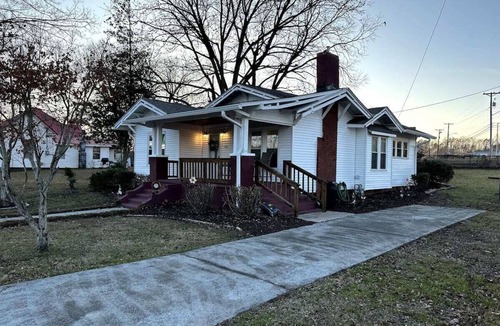 Etowah House | Tiny Town Oasis
