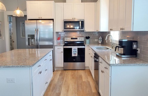 Wilmington Beach House | Tipsy Turtle - Dog-Friendly, Golf Cart, Coastal Escape