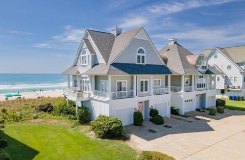 North Topsail Beach House | Topsail Treasure's - Oceanfront Luxury Spa Pool