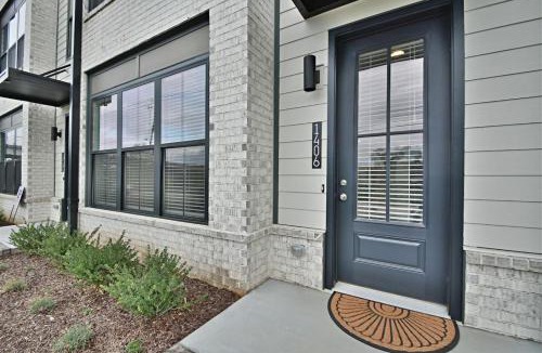 Knoxville Apartment | Trailhead Retreat