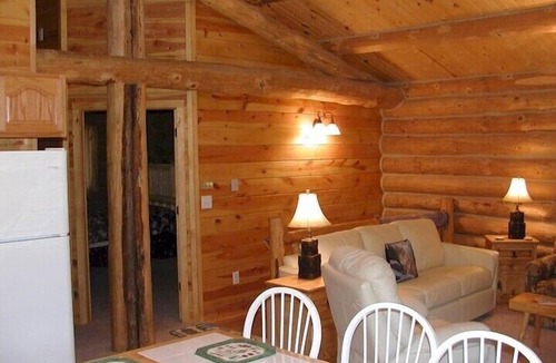 Custer House | Trails End Lodge