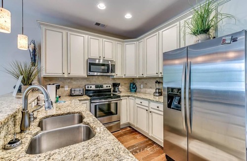 Windy Hill Condo | Tranquil 2 Bdrm Villa in Salt Creek: Ideal Getaway