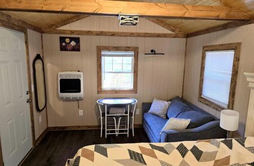 Purlear House | Tranquil Creekside Tiny House in the Appalachian Mountains, Perfect for a Weekend to Disconnect