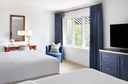 Irvington Hotel | Tranquil Room Designed for Rest & Relaxation | Seasonal Pool, Marina, Courtyard