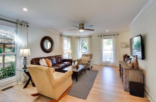 Travelers Rest House | Tranquil Travelers Rest Home w/Fire Pit!