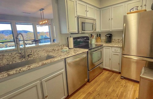 North Shore Condo | Tranquility Point at Smith Mountain Lake
