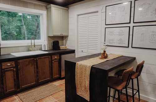 Spencer House | Tree House Wren at Fall Creek Falls State Park - Hot Tub, Grill, Outdoor Shower!