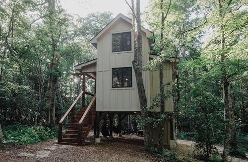 Spencer House | Tree House Wren at Fall Creek Falls State Park - Hot Tub, Grill, Outdoor Shower!