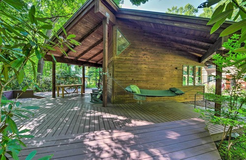 Robbinsville Apartment | Tree-Lined Robbinsville Studio, Near Trails!