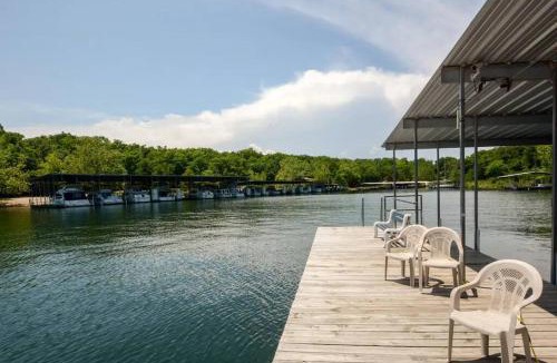 Indian Point Villa | Tribesman #21 Kay-Ker Bakers Cabin - on Table Rock Lake